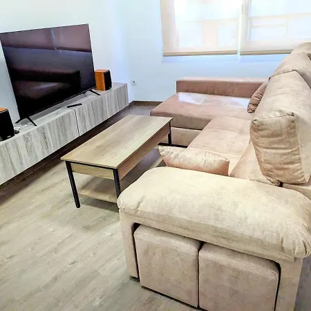 Singular Triplex En Zona Centrica Apartament